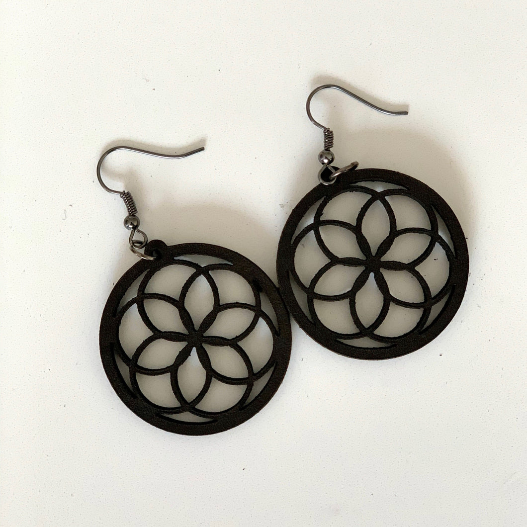 Medallion Earring in Leather